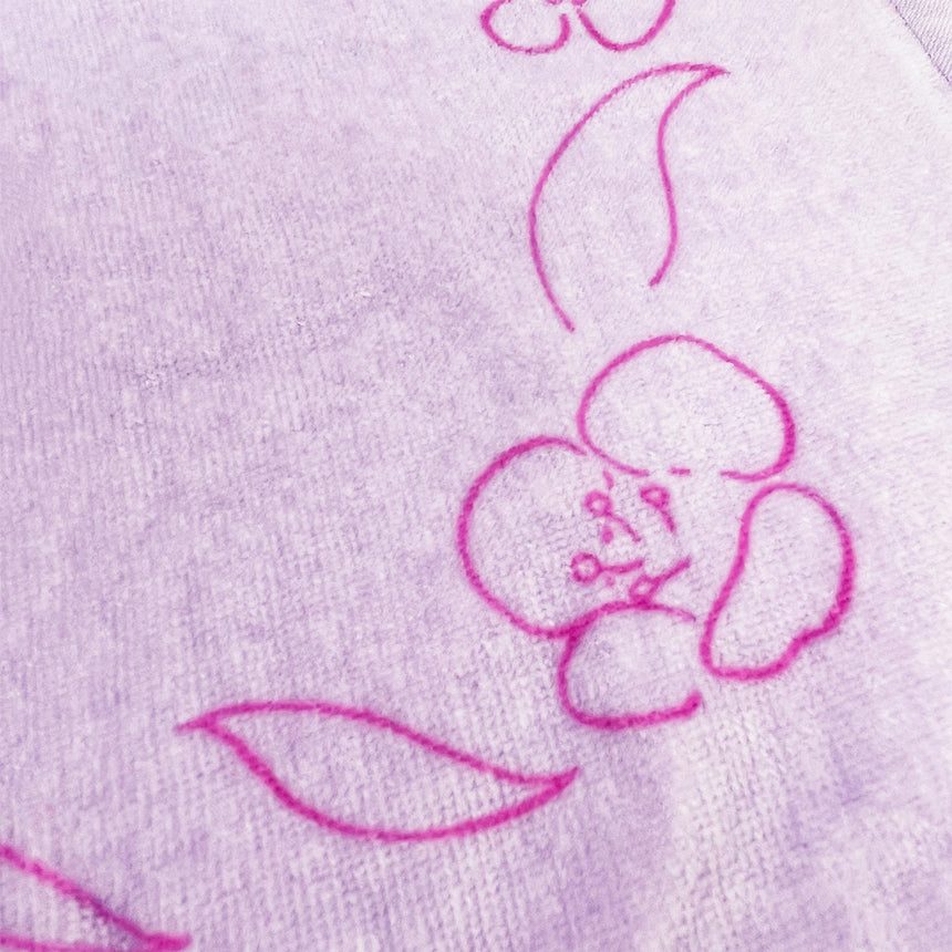 "Sweet alyssum" towel, light purple